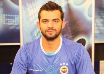 Arslan Ekşi kadro dışı bırakıldı