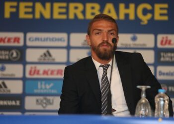 Caner Erkin imzayı attı
