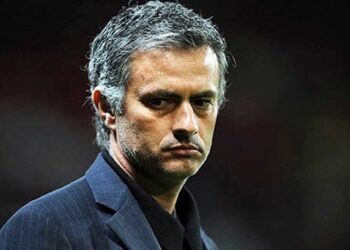 Jose Mourinho: “En iyi kadromuzla sahada olacağız”