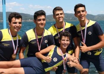 Kürekçilerimiz Deniz Küreğinde Türkiye Şampiyonu oldu