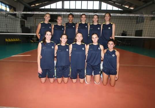 Kadın Voleybol Takımımız sezonu açtı 1