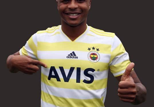 Fenerbahçe'nin yeni forma sponsoru AVIS (Sözleşme bedeli 35.500.000 TL+KDV) 1