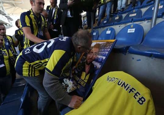 Taraftarımız Koray Şener son yolculuğuna uğurlandı 1