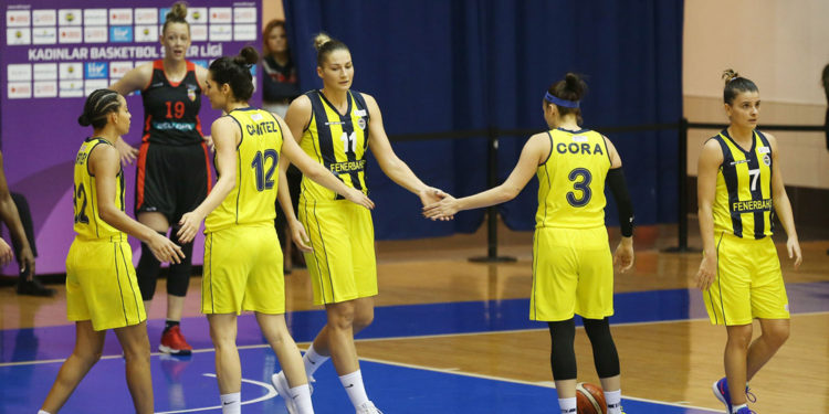 Fenerbahçe 64-62 Perfumerias Avenida 1