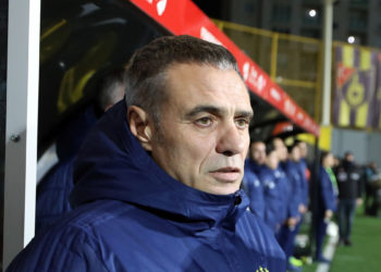 Biz turu geçeceğiz. Fenerbahçe’nin buradan daha hızlı bir şekilde yükselerek çıkması kesin