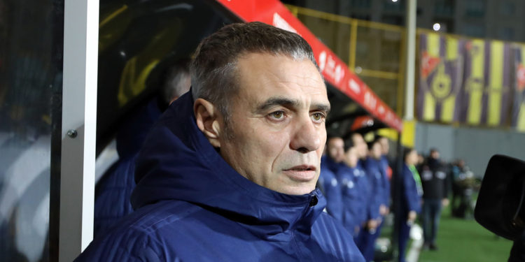 Biz turu geçeceğiz. Fenerbahçe’nin buradan daha hızlı bir şekilde yükselerek çıkması kesin 1