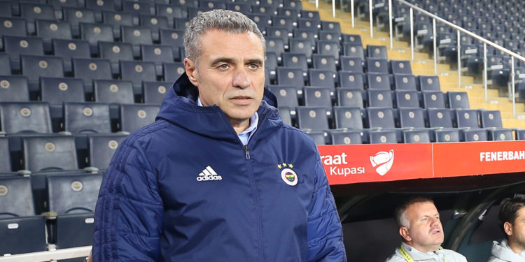 Ben bu duruşu başlatıyorum. Belki yukarıdaki abilerimiz bize biraz kızacaklar ama bizim de biraz sitem etme hakkımız var diye düşünüyorum. 1