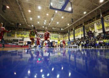 Fenerbahçe 76-68 Olympiacos