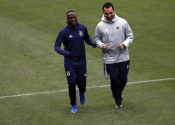 Moses: Futbol bir takım oyunu. Kolektif bir oyun. Bireysel olarak bir şey yapmanız mümkün değil