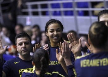 Sopron Basket 80-84 Fenerbahçe