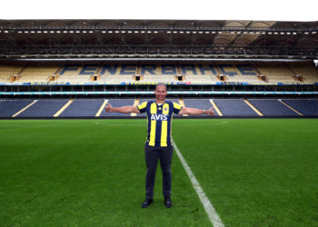 Efsanemiz Alex de Souza stadımızı ziyaret etti