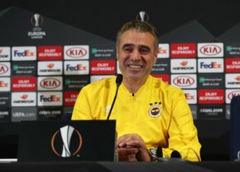 Ersun Yanal: Zenit maçına hazırız, en büyük artımız taraftarımız