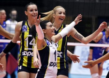 Fenerbahçe Opet CEV Kadınlar Şampiyonlar Ligi’nde çeyrek finalde