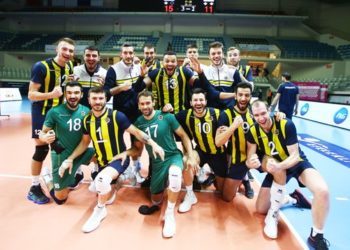 Fenerbahçe Erkek Voleybol Takımımız AXA Sigorta Kupa Voley’de yarı finale yükseldi