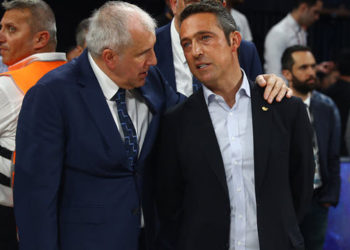Anadolu Efes 89-74 Fenerbahçe Beko 5