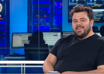 Eser Yenenler ve Kahkaha Tufanı 😂 (EYS FBTV'de) 5