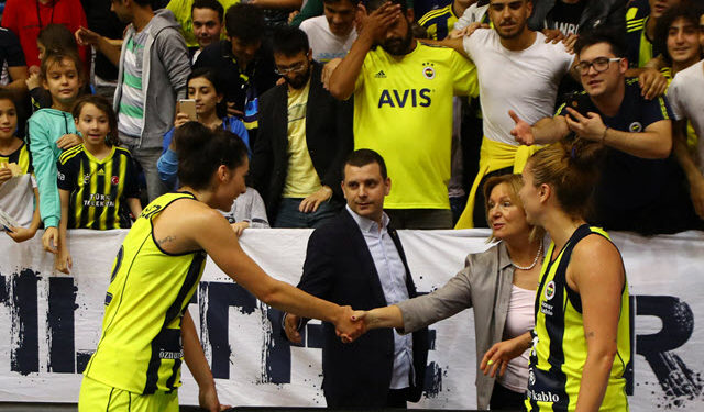 Fenerbahçe Öznur Kablo lige galibiyetle başladı 1 Fenerbahçe Öznur Kablo lige galibiyetle başladı 1