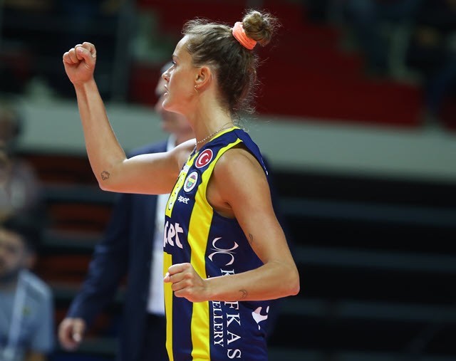 Galatasaray HDI Sigorta 3-1 Fenerbahçe Opet 1