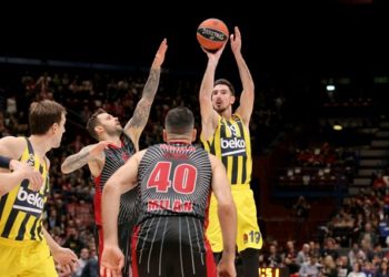 Armani Milan 87-74 Fenerbahçe Beko