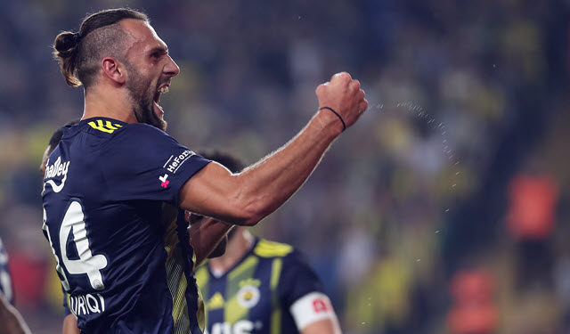 Vedat Muriqi Fenerbahçe'de 1