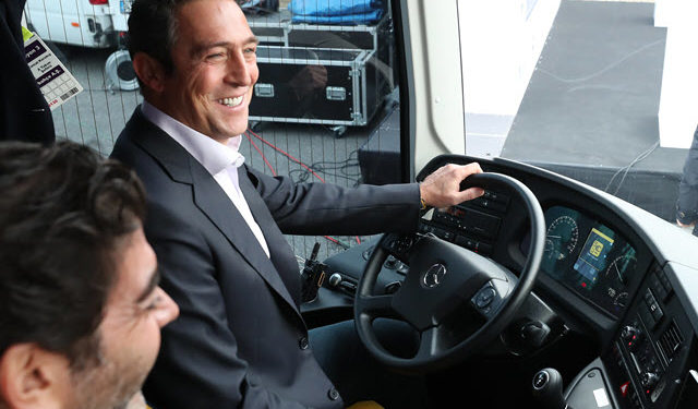 Gürsel Turizm yeni takım otobüsümüzü teslim etti 1