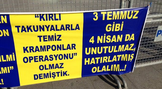 3T Kumpası'nda Aziz Yıldırım tüm suçlamalardan beraat etti. Fenerbahçemiz tüm suçlamalardan aklandı. 1