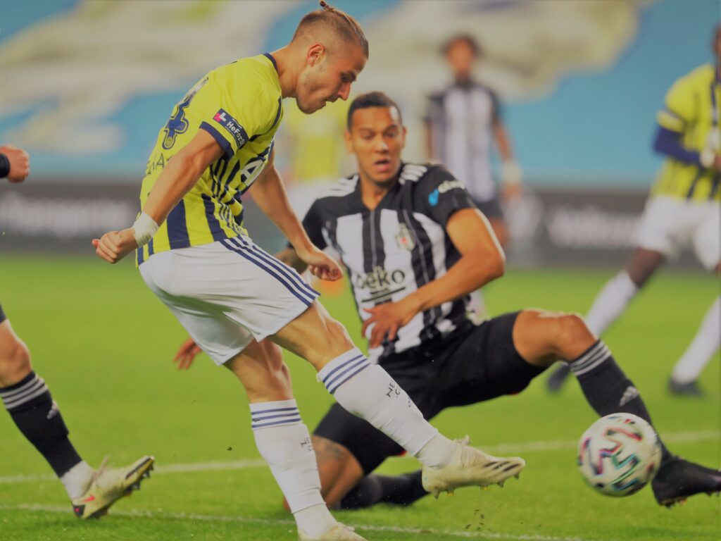 Fenerbahçe 3-4 Beşiktaş 1