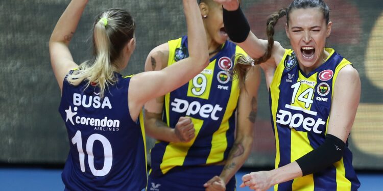 Galatasaray HDI Sigorta 0-3 Fenerbahçe Opet 5 Galatasaray HDI Sigorta 0-3 Fenerbahçe Opet 1
