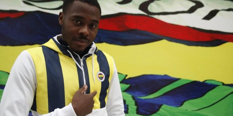 Bright Osayi-Samuel: "Babam eskiden beri Fenerbahçeli" 1