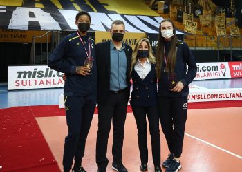 Fenerbahçe Opet, VakıfBank ile oynanacak final serisi 3. maçına yeterli sayıda sporcusu bulunmadığı gerekçesiyle çıkmadı, Sultanlar Ligi’ni ikinci sırada tamamladı