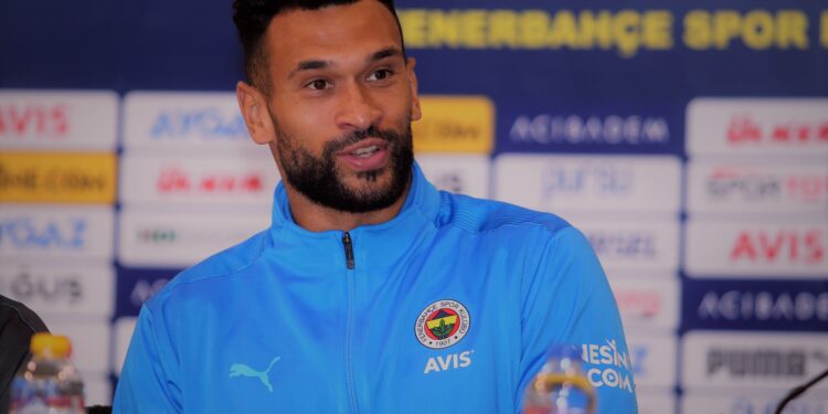 Steven Caulker: "Şampiyonluk hasretini bitireceğiz" 5 Steven Caulker: "Şampiyonluk hasretini bitireceğiz" 1