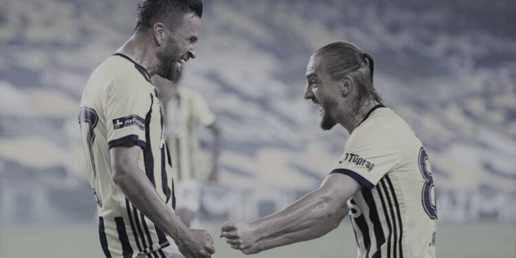 Caner Erkin, Karagümrük'e imza attı 1