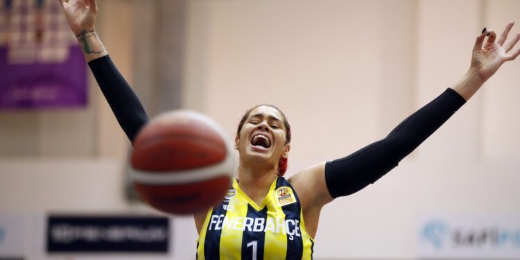 Fenerbahçe Safiport 74-56 Galatasaray 1