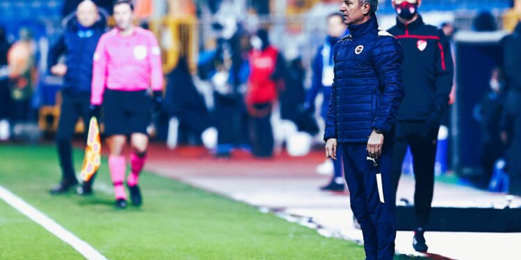 Kasımpaşa 1-2 Fenerbahçe 5 Kasımpaşa 1-2 Fenerbahçe 1