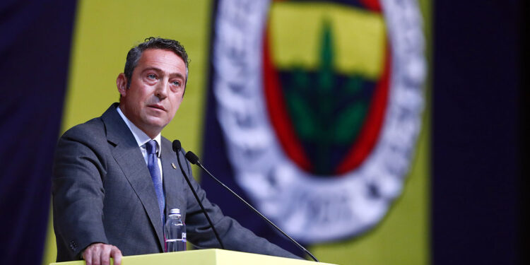 Ali Koç: Ey Fenerbahçe camiası ayaklanın! 5 Ali Koç: Ey Fenerbahçe camiası ayaklanın! 1
