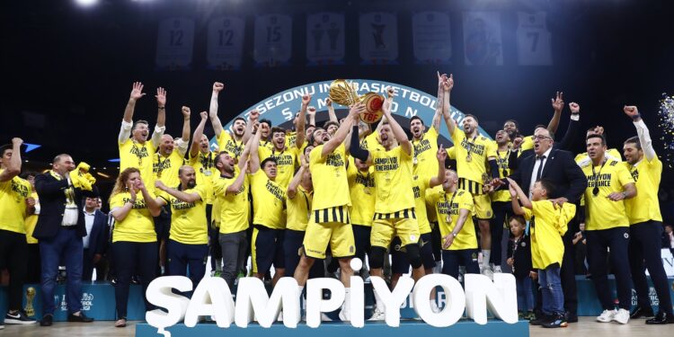Fenerbahçe Beko, Basketbol Süper Ligi'nde şampiyon oldu 1