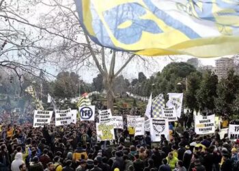 Fenerbahçe, FETÖ’nün gerçekleştirdiği 3 Temmuz kumpasında uğradığı zararlara ilişkin İçişleri Bakanlığı’na dava açtı.