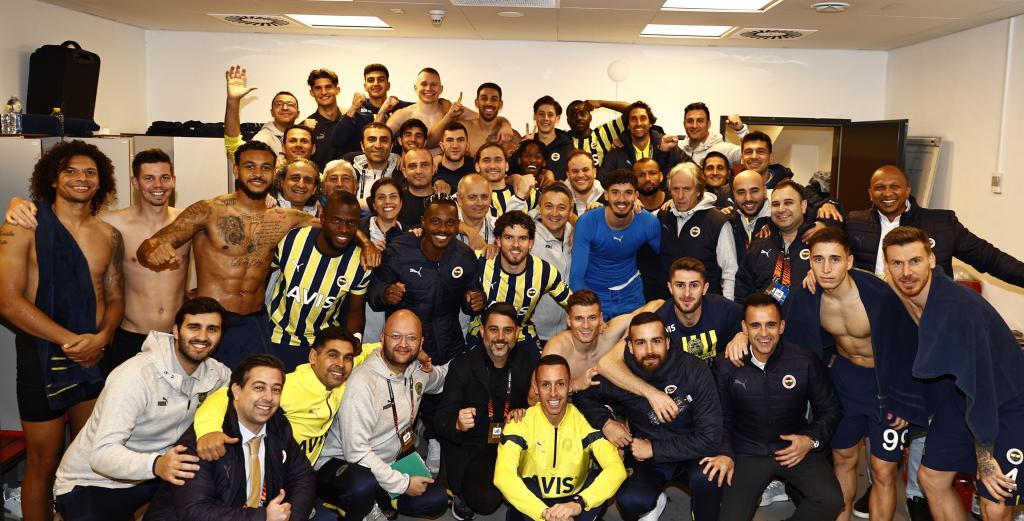 Dinamo Kiev 0-2 Fenerbahçe 1 Dinamo Kiev 0-2 Fenerbahçe 1