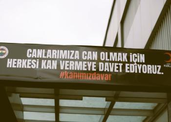 Fenerbahçe ‘Birlik ve beraberlik bizim #kanımızdavar!’ diyerek Türk Kızılayı’na kan bağışladı.