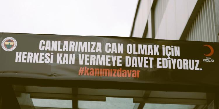 Fenerbahçe ‘Birlik ve beraberlik bizim #kanımızdavar!’ diyerek Türk Kızılayı’na kan bağışladı. 1