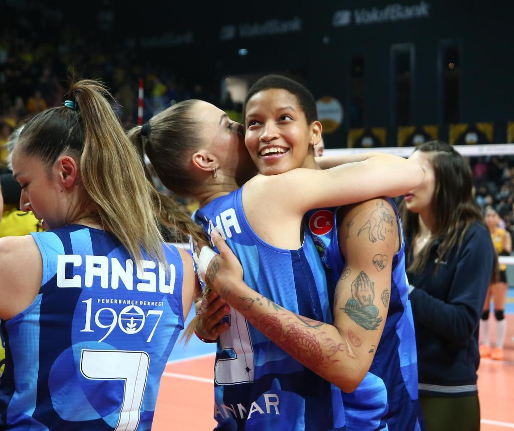 VakıfBank 0–3 Fenerbahçe Opet 1