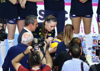 Şampiyon Fenerbahçe Opet