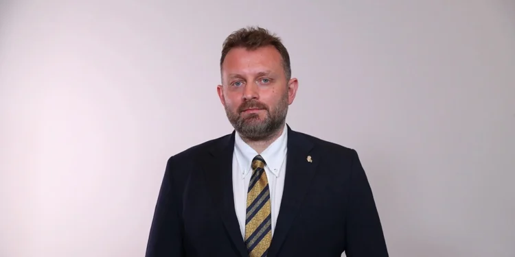Selahattin Baki: Camiamız dimdik ayakta, o eski kırılgan Fenerbahçe’yi bekleyenler daha çok beklerler 1