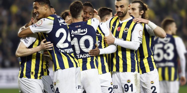 Fenerbahçe 2-1 Kasımpaşa 5 Fenerbahçe 2-1 Kasımpaşa 1