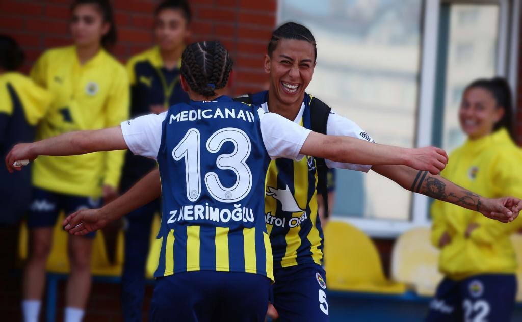 Fenerbahçe Petrol Ofisi 2-1 Galatasaray Petrol Ofisi 1