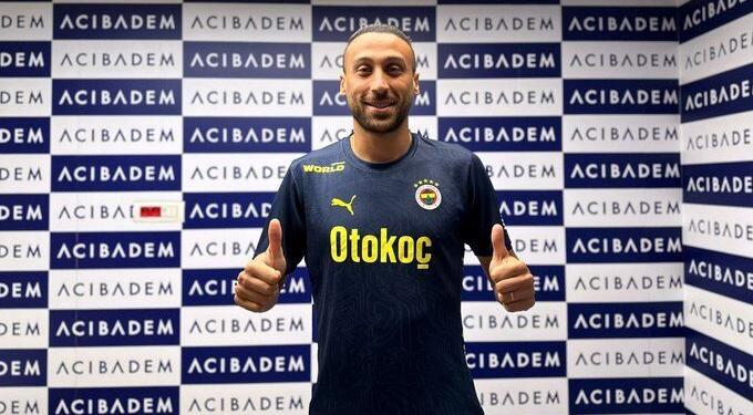 Kulübümüzün, prensip anlaşmasına vardığı millî futbolcu Cenk Tosun, sağlık kontrolünden geçmek ve transfer görüşmelerini ilerletmek üzere bugün İstanbul’a gelecektir.