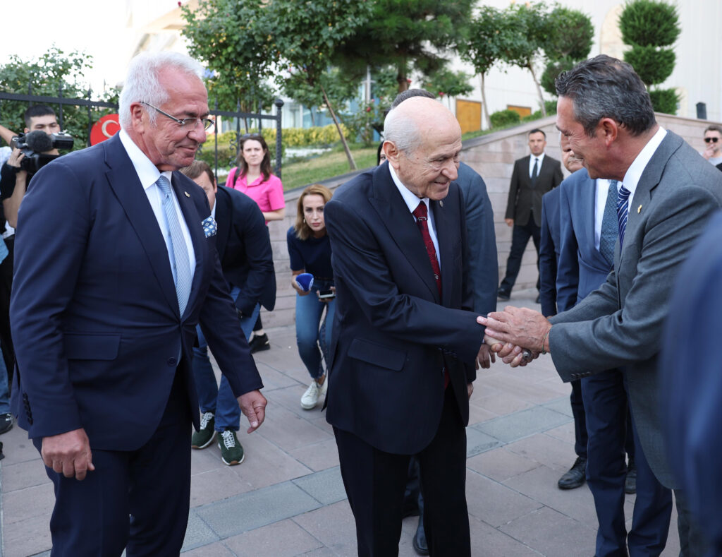 Başkanımız Ali Y. Koç ve Başkan Vekilimiz Erol Bilecik, MHP Genel Başkanı Devlet Bahçeli’yi ziyaret etti 6 Başkanımız Ali Y. Koç ve Başkan Vekilimiz Erol Bilecik, MHP Genel Başkanı Devlet Bahçeli’yi ziyaret etti 2
