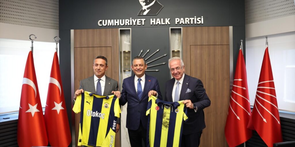 Başkanımız Ali Y. Koç ve Yönetim Kurulu Üyelerimiz, CHP Genel Başkanı Özgür Özel’i ziyaret etti 1 Başkanımız Ali Y. Koç ve Yönetim Kurulu Üyelerimiz, CHP Genel Başkanı Özgür Özel’i ziyaret etti 1