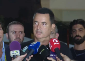 Hepimiz bu yola baş koyduk. İnşallah hocamızla beraber ona da güveniyoruz iyi günler bizi bekleyecek.
