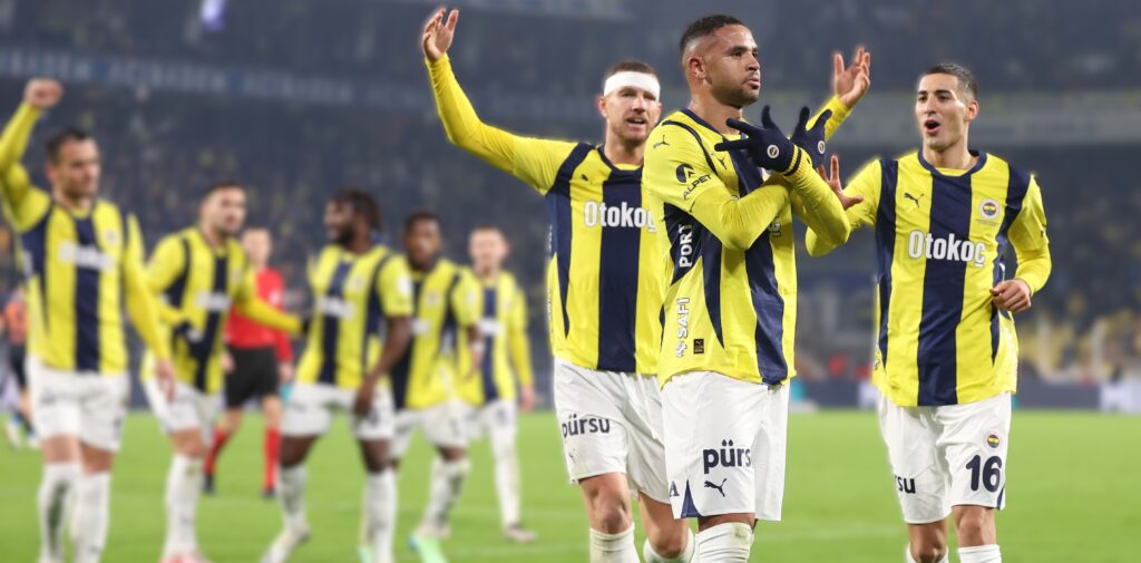 R. Başakşehir 1-4 Fenerbahçe 1